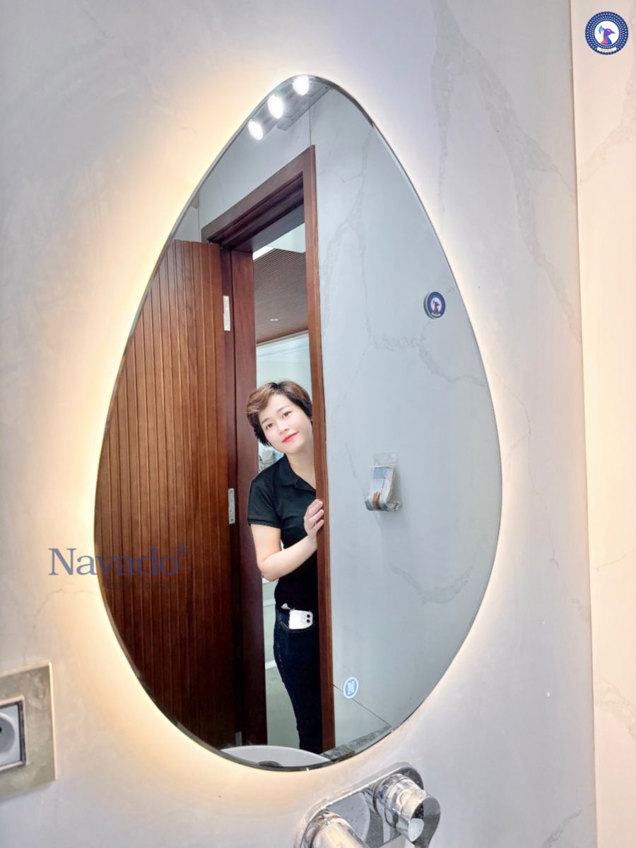 Gương nhà tắm
